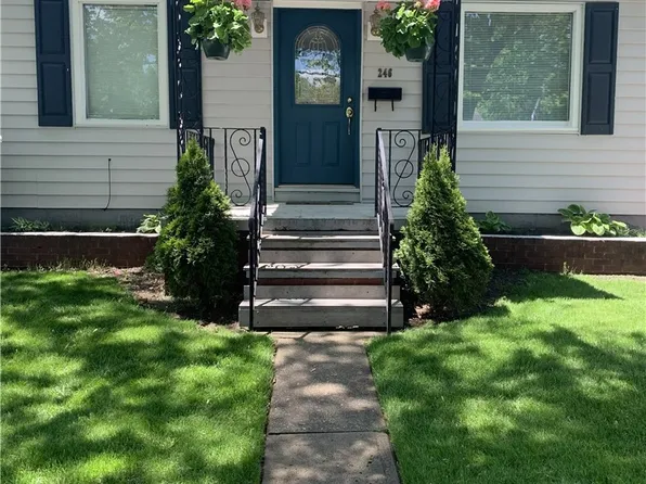 246 29th St NW, Barberton, OH 44203