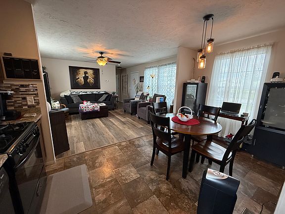 2nd image of 11040 Manchester Rd #301