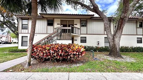 3119 Millwood Ter #M141 Photo 1