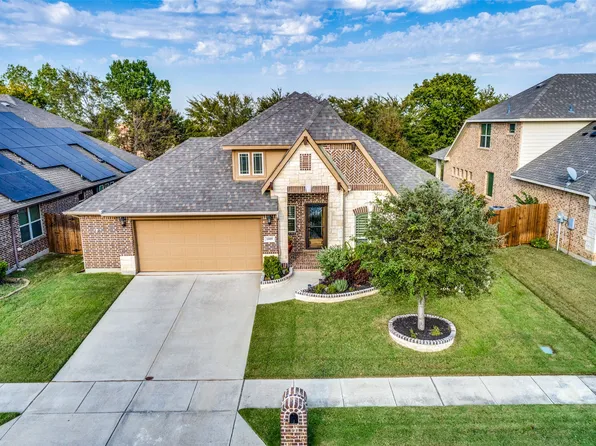 1009 Longhorn Dr, Aubrey, TX 76227