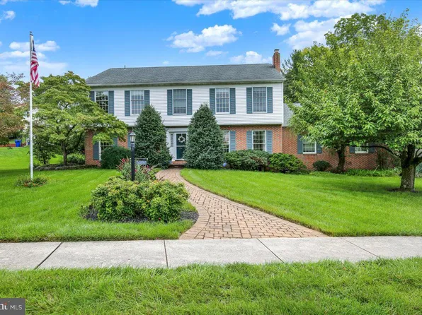 5 Chelsea Cir, Reading, PA 19606