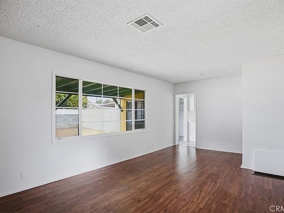 4th image of 6001 Jellico Ave