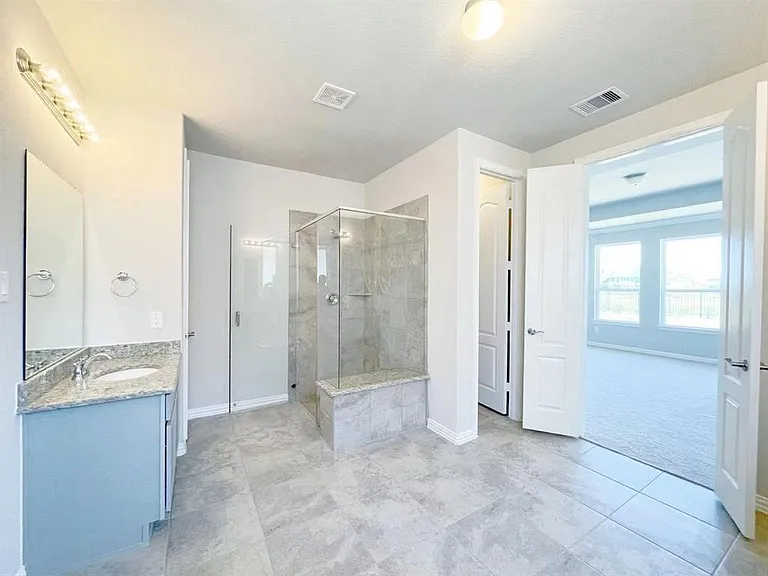 440 Round Lake Dr — Photo 14
