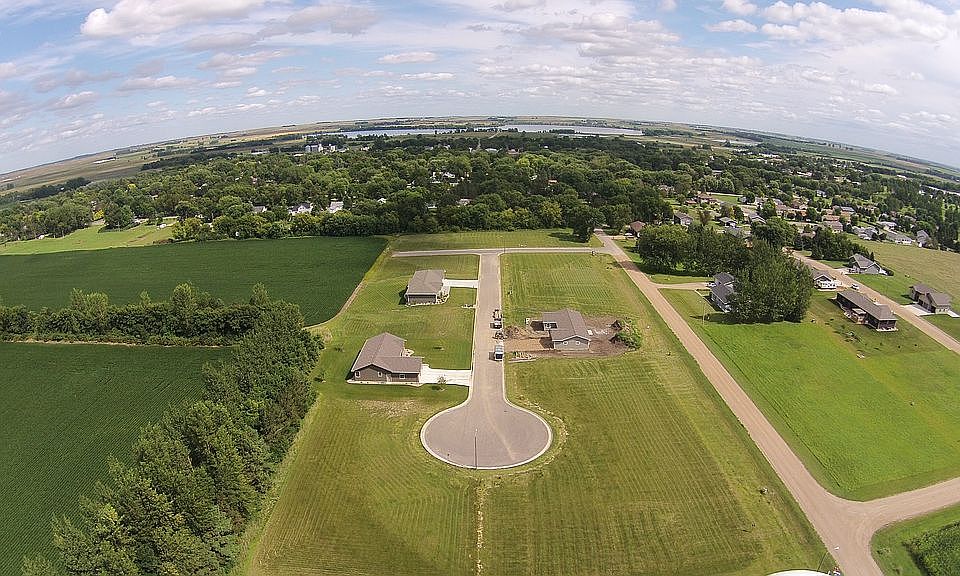 1st image of 512 Pheasant Run Rd