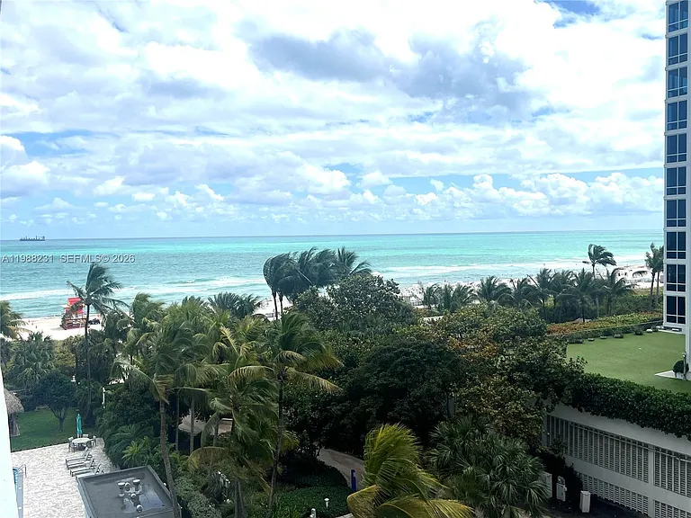 2401 Collins Ave #803 — Photo 22
