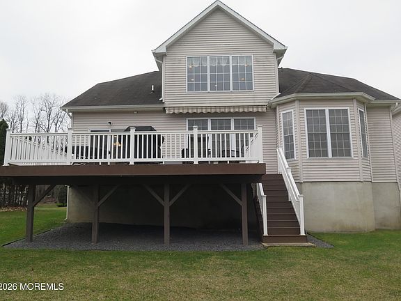 4th image of 123 Scarborough Way