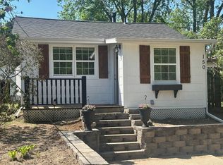 150 Locust St, Saint Paul, MN 55115