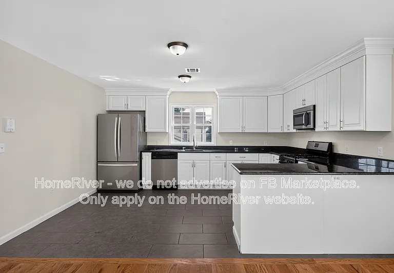 508 2nd Ave #2 — Photo 8
