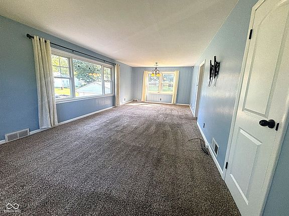 4th image of 6021 Shelby St