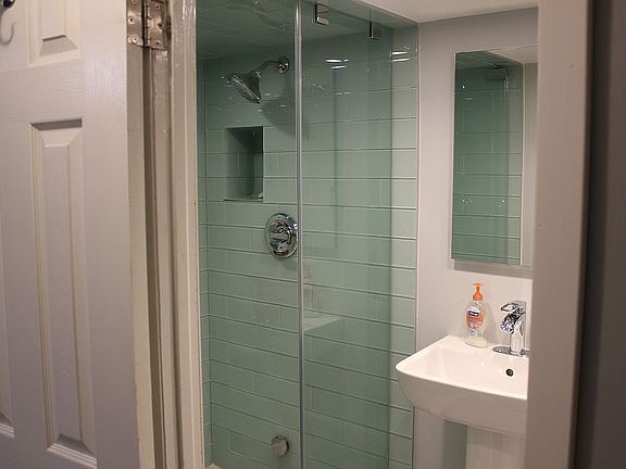 4th image of 6104 82nd St