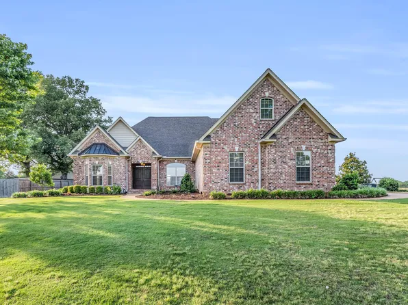 65 Freestone Rdg, Columbus, MS 39701