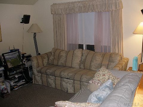 2nd image of 87 Ferndale Ave