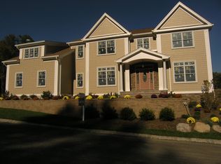 6 Flintlock Rd, Montvale, NJ 07645