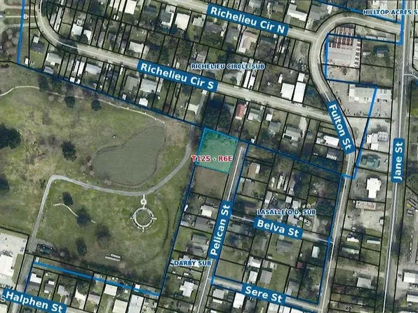 Pelican St, New Iberia, LA 70560
