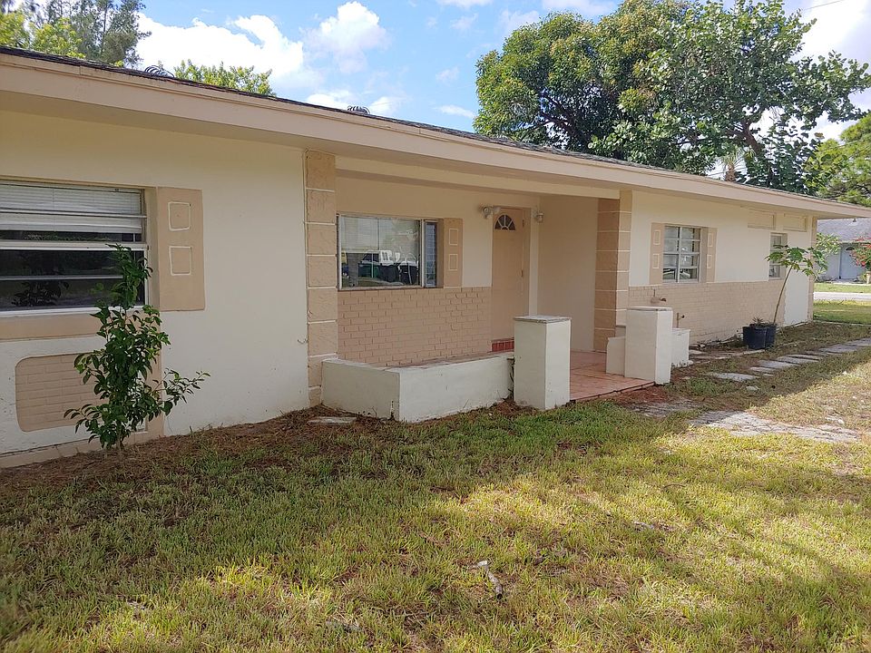 1st image of 3416 W Lake Dr