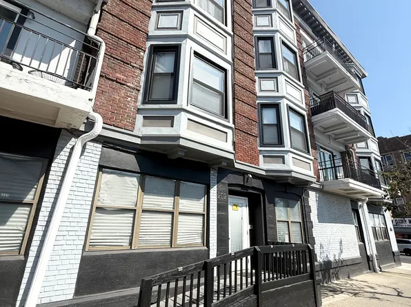 202 N 6th St APT 403, Allentown, PA 18102