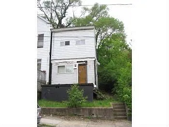 1029 Lind St photo 1