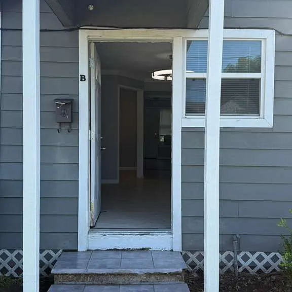 3710 Bremond St #B — Photo 22