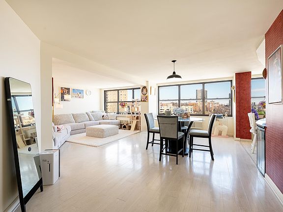 3rd image of 7004 Boulevard East APT 22B