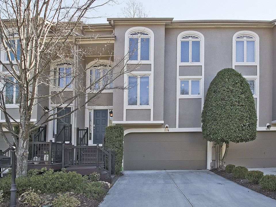 Front of Townhome