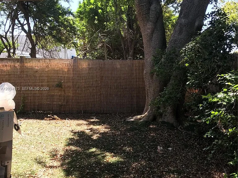 2444 SW 58th Mnr — Photo 19