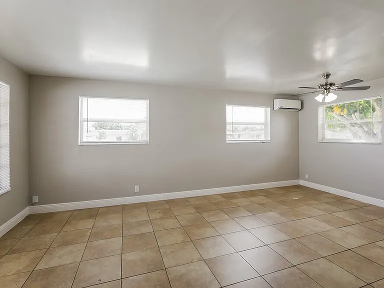 1841 NW 152nd St — Photo 5