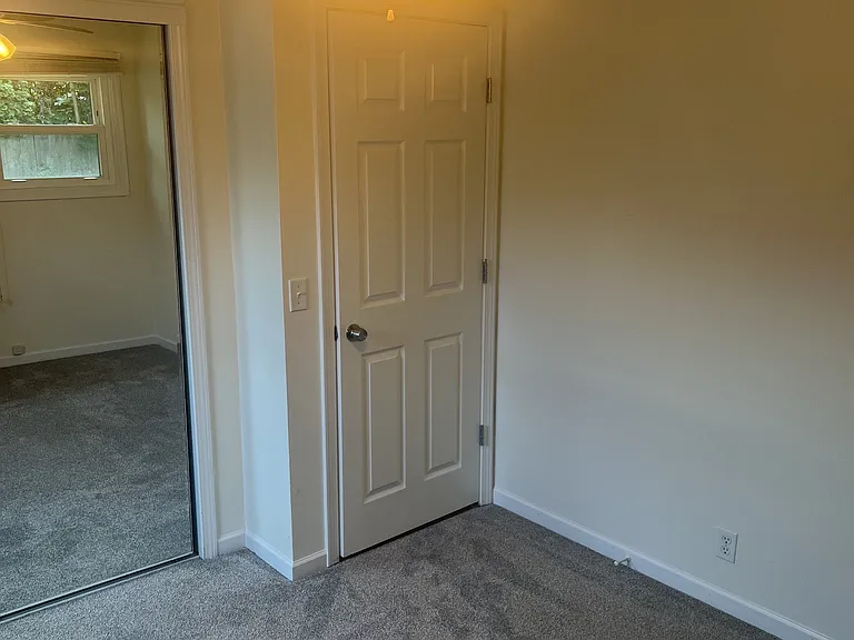 516 NW Forest St — Photo 18