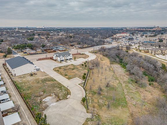 4th image of 514 Toorpu Cir