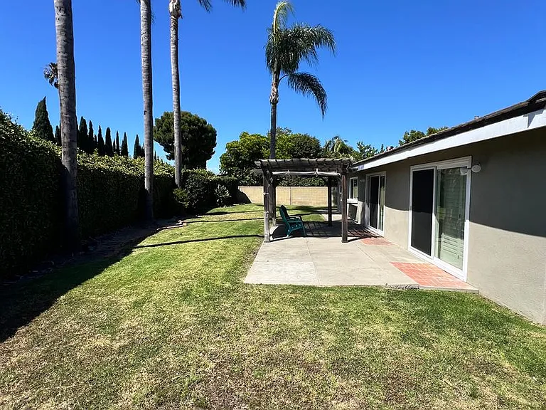 17905 Los Tiempos St — Photo 18