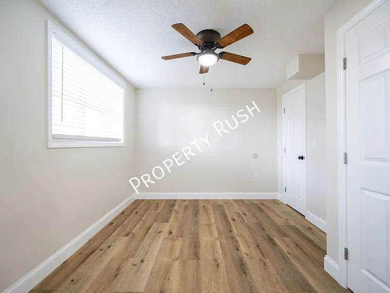 20 Linda Ln — Photo 25