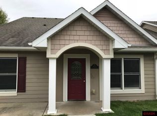 1804 Macintosh Ct, Saint Peter, MN 56082