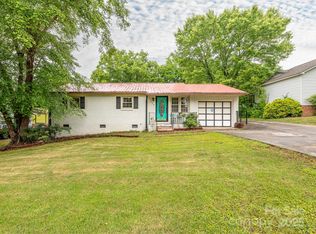 905 Mount Olivet Rd, Kannapolis, NC 28083