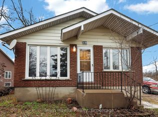 10 Sunset Cres, Severn, ON L0K 1E0
