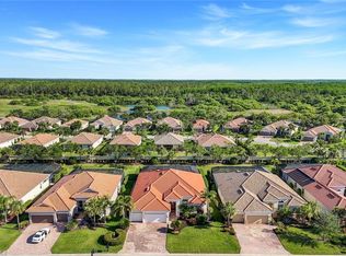 9282 Quarry DR, NAPLES, FL 34120