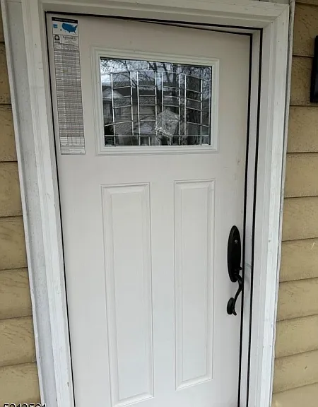 18 S Mountain Ave — Photo 2