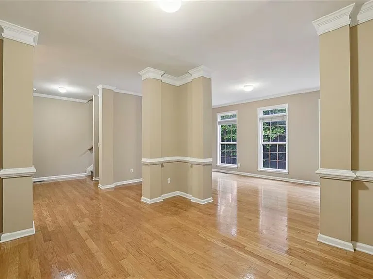 3128 Mercer University Dr — Photo 6