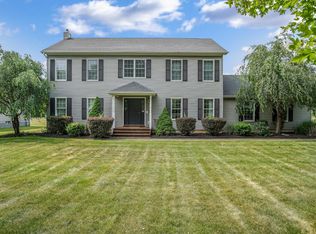 72 Glen Ridge Rd, Red Hook, NY 12571