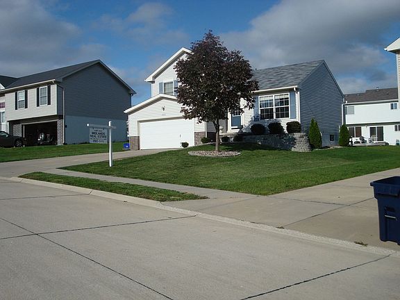 2nd image of 13523 S 31st St