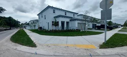 14806 SW 163rd St Photo 1