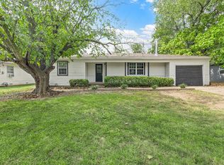 604 E Pine St, West, TX 76691