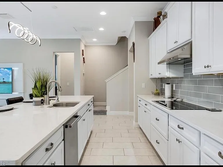 3320 Pilot Cir — Photo 15
