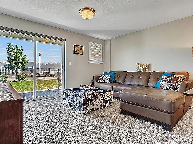 2316 S Long Dr — Photo 5
