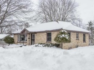 724 Larsen St, Waupaca, WI 54981