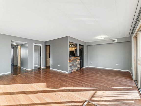 5th image of 7114 W 108th St APT 302