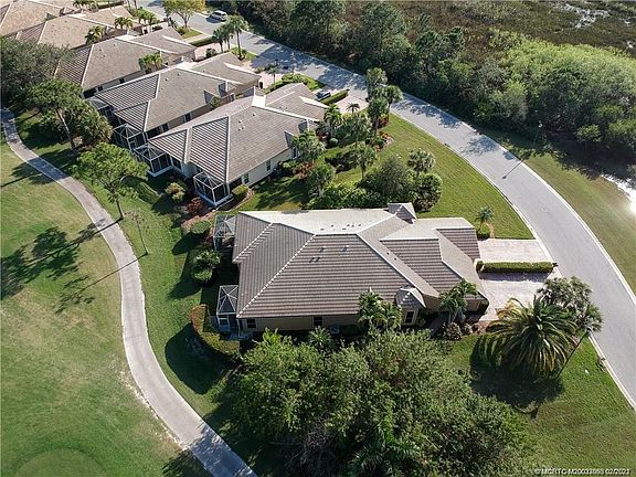 3rd image of 3841 NW Willow Creek Dr