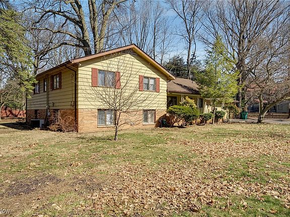 2nd image of 8071 Mentor Ave