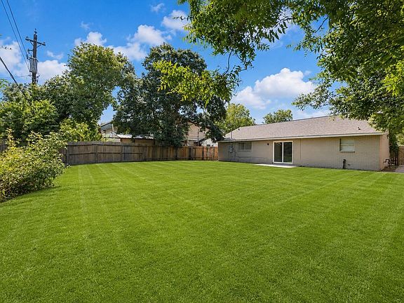 2nd image of 5114 Heatherbrook Dr