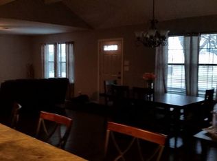 504 Bowie St, Bowie, TX 76230