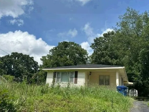 1511 Taylors Mill Rd, Talladega, AL 35160