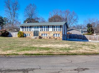 7315 Cornwall Rd, Knoxville, TN 37931